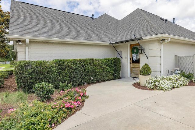 151 Vi Drive, Houma, LA 70360