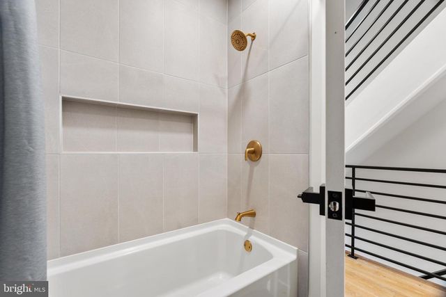 1452 N NEWKIRK ST, Philadelphia, PA 19121