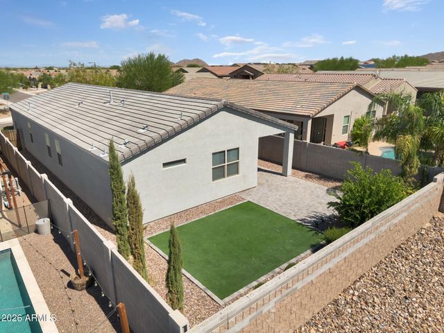 33908 N BEEBLOSSOM Trail, San Tan Valley, AZ 85144