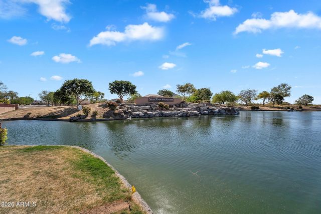 33908 N BEEBLOSSOM Trail, San Tan Valley, AZ 85144