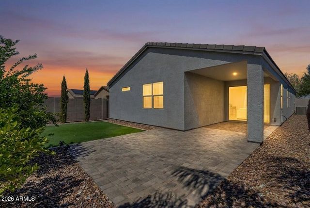 33908 N BEEBLOSSOM Trail, San Tan Valley, AZ 85144