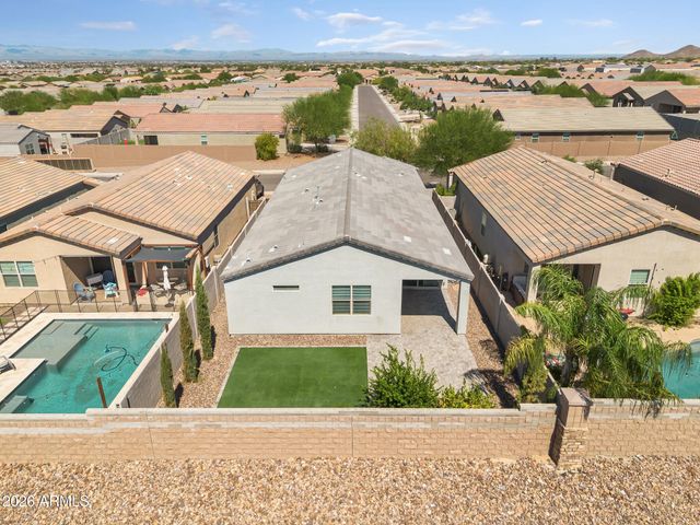 33908 N BEEBLOSSOM Trail, San Tan Valley, AZ 85144