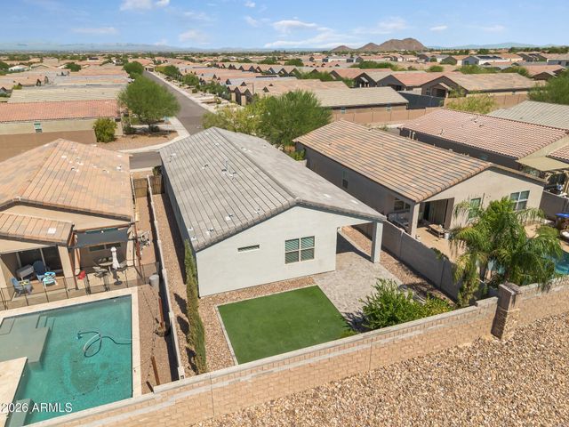 33908 N BEEBLOSSOM Trail, San Tan Valley, AZ 85144