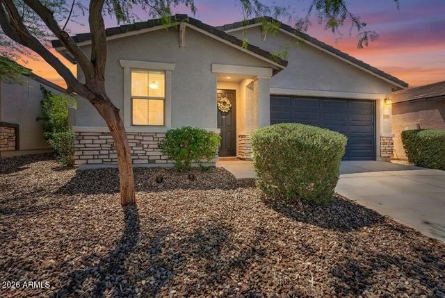 33908 N BEEBLOSSOM Trail, San Tan Valley, AZ 85144