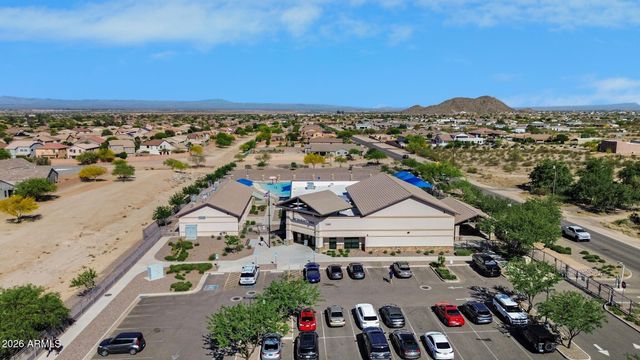33908 N BEEBLOSSOM Trail, San Tan Valley, AZ 85144