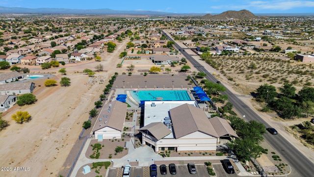 33908 N BEEBLOSSOM Trail, San Tan Valley, AZ 85144