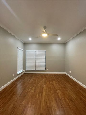 5000 Milwee Street 28, Houston, TX 77092