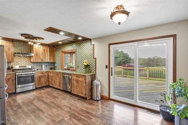 7545 Wadsworth Road, Medina, OH 44256