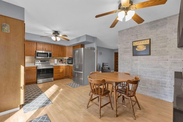 75 Myrna Circle, St Joseph, MO 64506