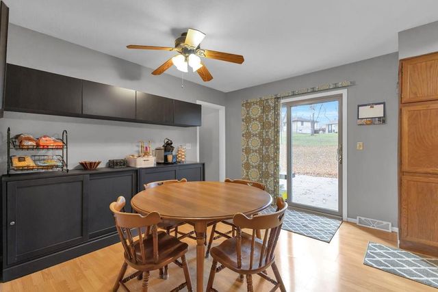 75 Myrna Circle, St Joseph, MO 64506