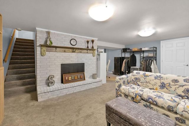 75 Myrna Circle, St Joseph, MO 64506