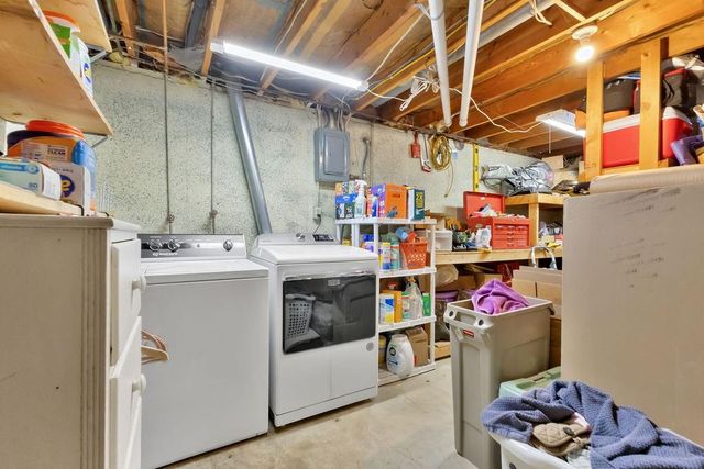 75 Myrna Circle, St Joseph, MO 64506