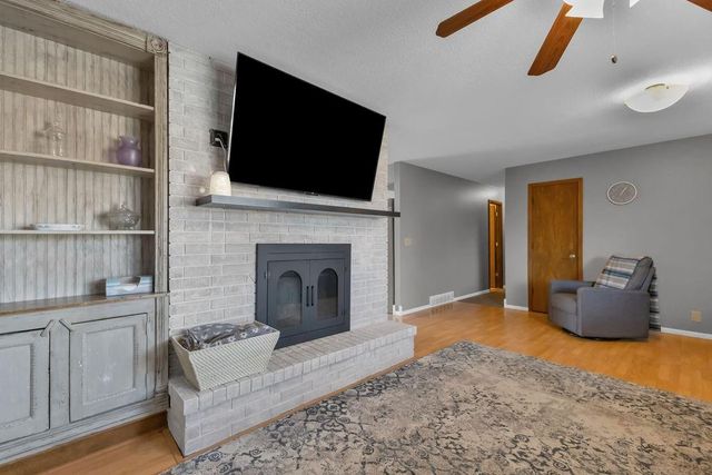 75 Myrna Circle, St Joseph, MO 64506