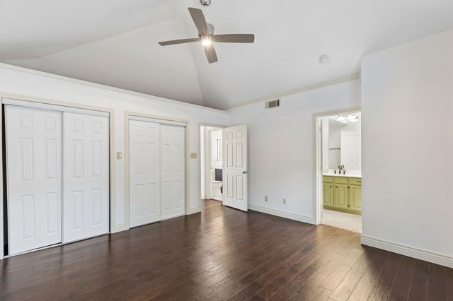 5950 Lindenshire Lane 302, Dallas, TX 75230