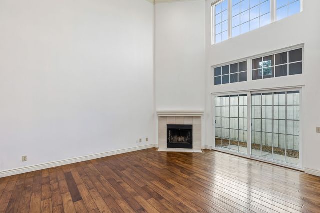 5950 Lindenshire Lane 302, Dallas, TX 75230