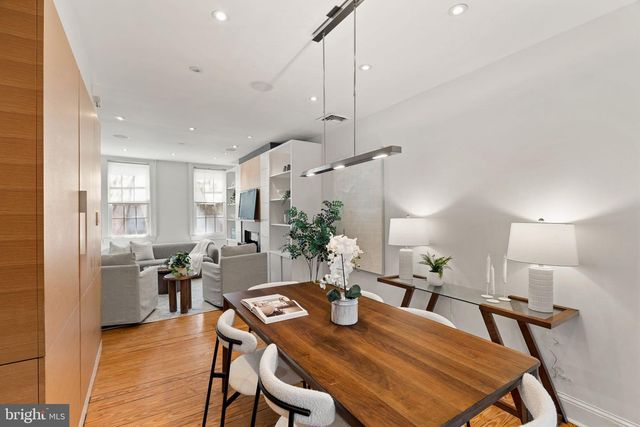 2123 CYPRESS ST, Philadelphia, PA 19103