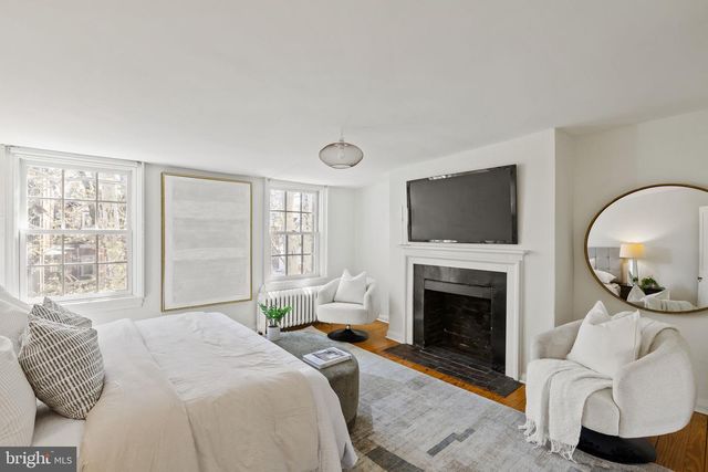 2123 CYPRESS ST, Philadelphia, PA 19103