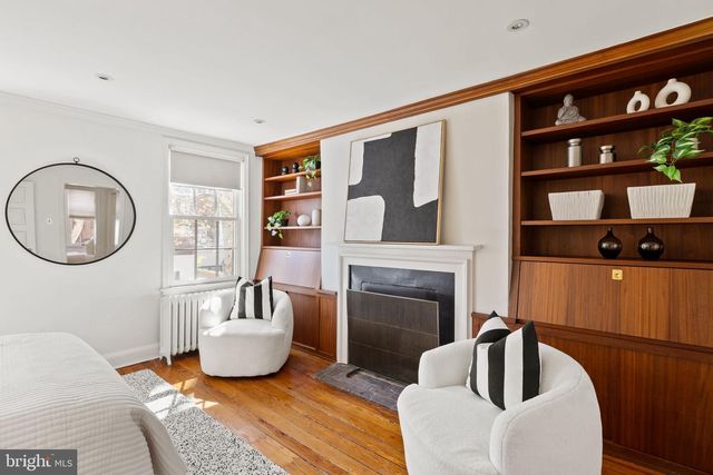 2123 CYPRESS ST, Philadelphia, PA 19103