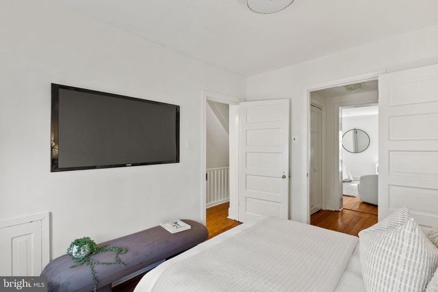 2123 CYPRESS ST, Philadelphia, PA 19103