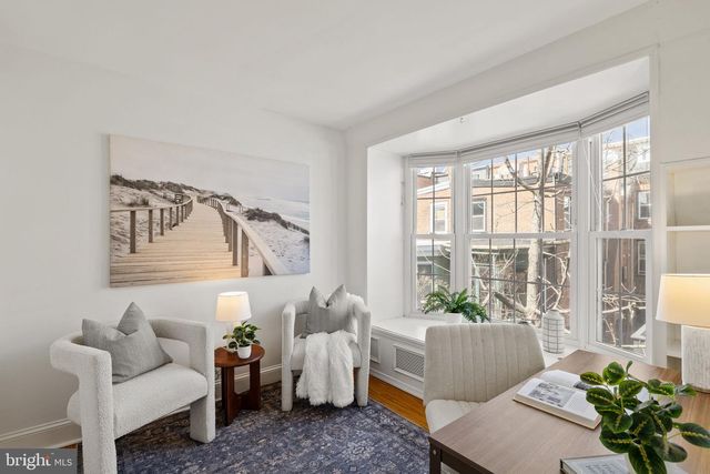 2123 CYPRESS ST, Philadelphia, PA 19103