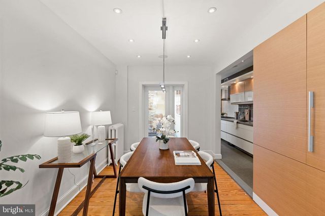 2123 CYPRESS ST, Philadelphia, PA 19103