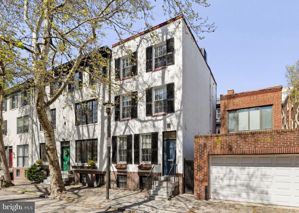 2123 CYPRESS ST, Philadelphia, PA 19103