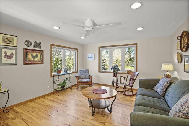 4432 Old Stage Road, Brooklyn, WI 53521