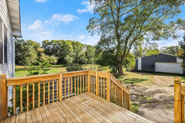 4432 Old Stage Road, Brooklyn, WI 53521