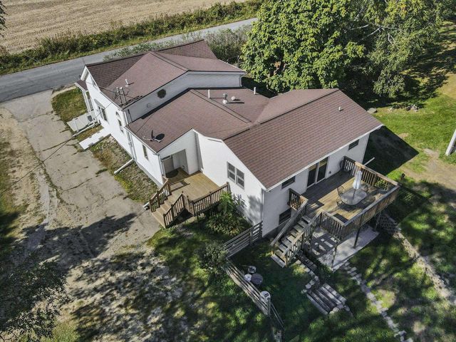 4432 Old Stage Road, Brooklyn, WI 53521