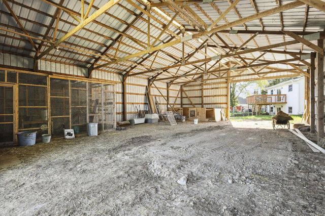 4432 Old Stage Road, Brooklyn, WI 53521