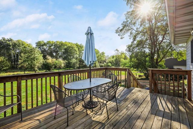 4432 Old Stage Road, Brooklyn, WI 53521