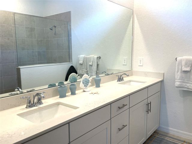 11141 PINOT DRIVE, Venice, FL 34293