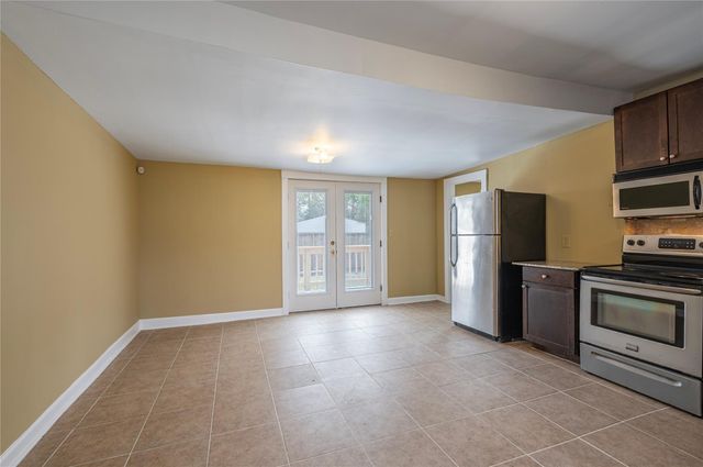 805 Chestnut Street, La Marque, TX 77568