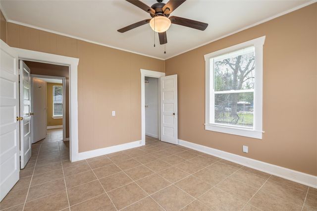 805 Chestnut Street, La Marque, TX 77568