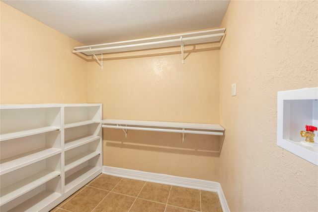 805 Chestnut Street, La Marque, TX 77568