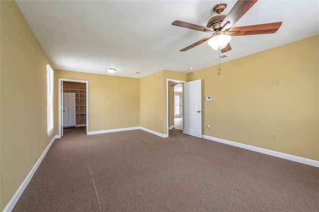 805 Chestnut Street, La Marque, TX 77568