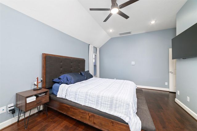 7318 Leo Creek Lane, Humble, TX 77396