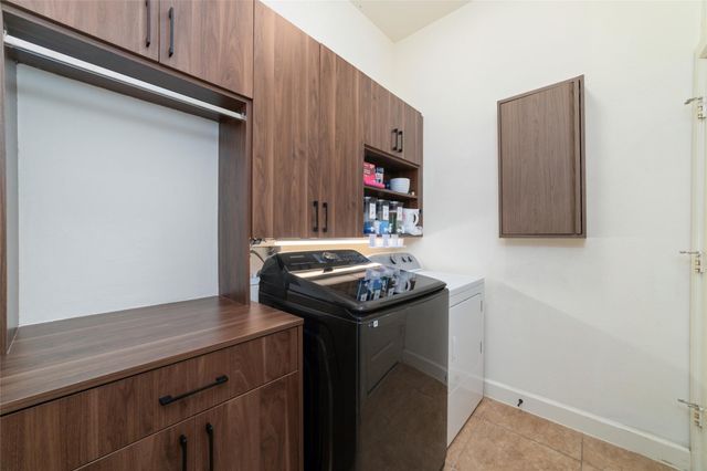 7318 Leo Creek Lane, Humble, TX 77396