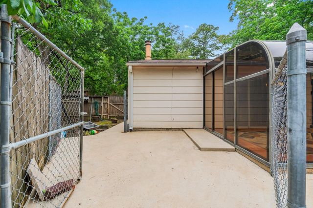 6 Raven Ridge Lane, Spring, TX 77380