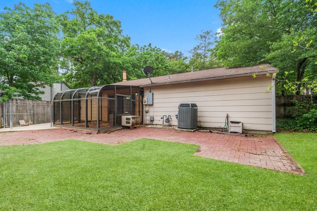 6 Raven Ridge Lane, Spring, TX 77380