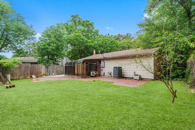 6 Raven Ridge Lane, Spring, TX 77380
