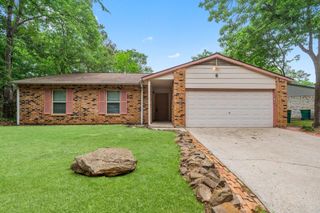 6 Raven Ridge Lane, Spring, TX 77380