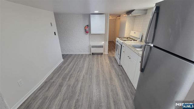 90 Ackerson Street, Hackensack, NJ 07601