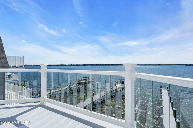 153 Shore Drive, Brick, NJ 08723