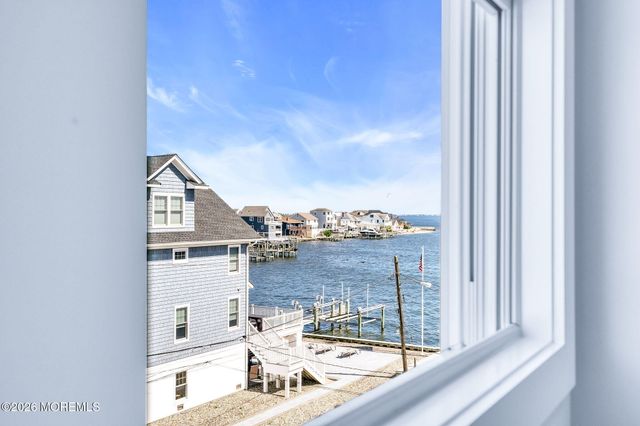 153 Shore Drive, Brick, NJ 08723