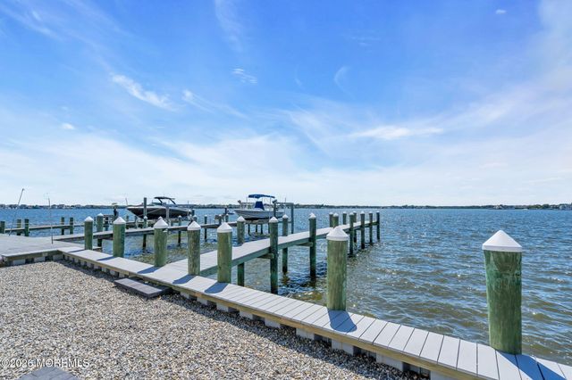 153 Shore Drive, Brick, NJ 08723