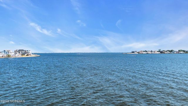 153 Shore Drive, Brick, NJ 08723