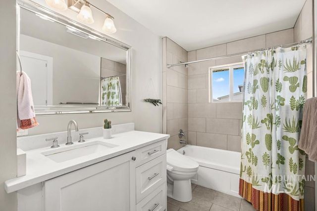 7308 W Maxwell Dr, Boise, ID 83704