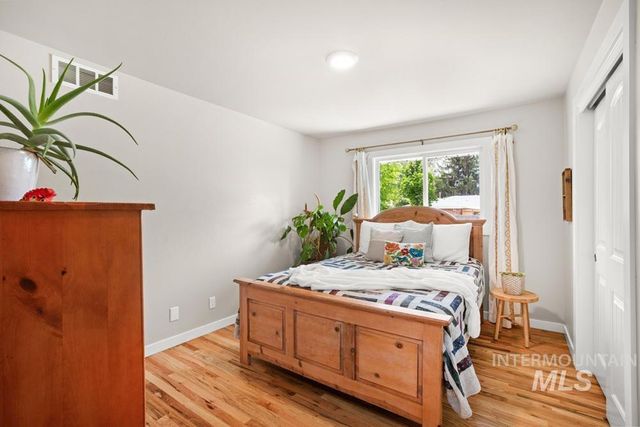 7308 W Maxwell Dr, Boise, ID 83704