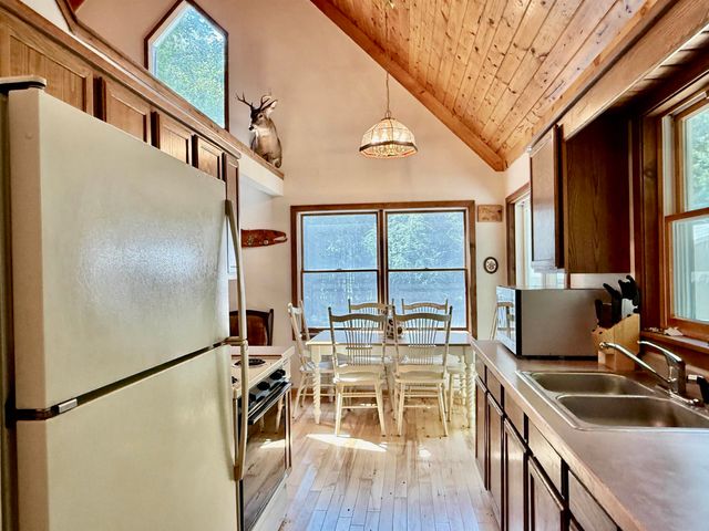 16121 130th Avenue, Rose Lake Twp, MI 49655